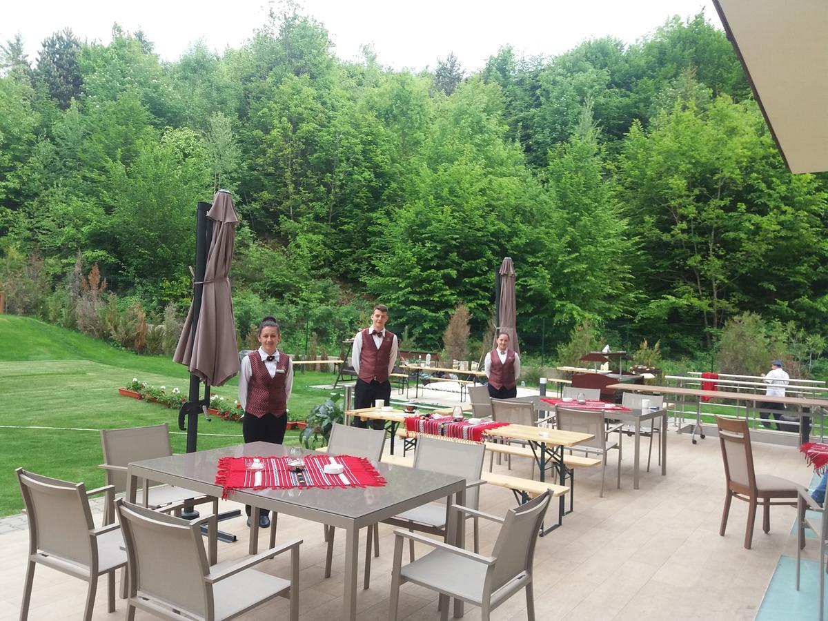 Hotel Tts**** Spa&Wellness Covasna Exterior photo